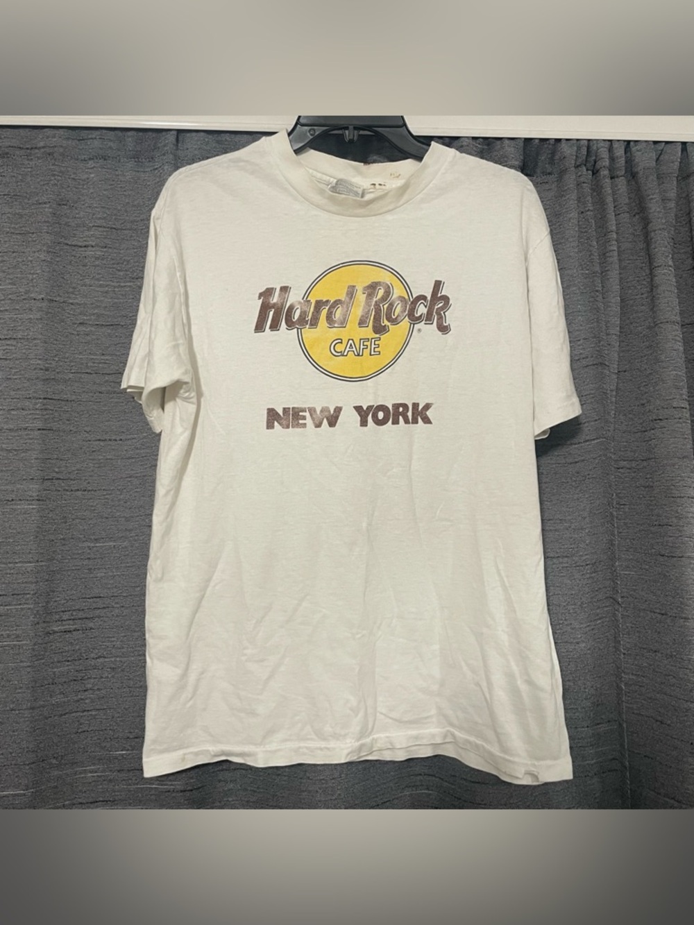 Vintage Single Stitch Hard Rock Cafe New York Faded Graphic t-shirt Size L